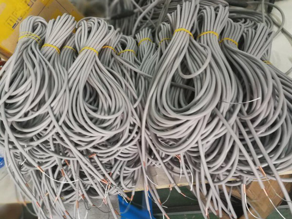 硅膠發熱電纜